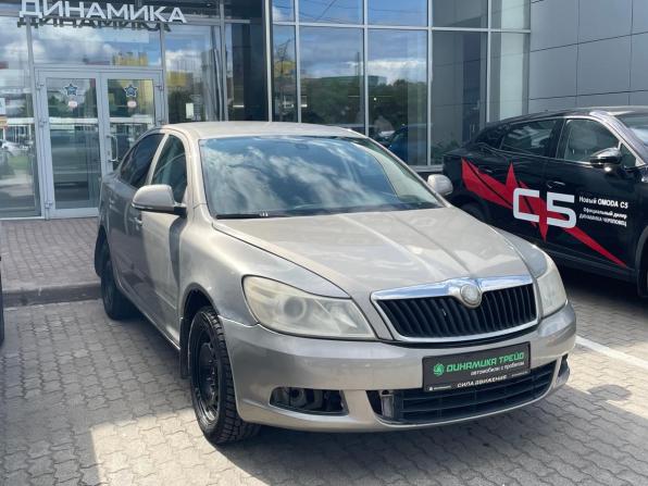 Skoda Octavia II (A5) Рестайлинг с пробегом 2009 года, цена 451 000 рублей, 334368 км, лифтбек, Автокод Объявления