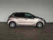 Peugeot 208 I Москва  - изображение 23