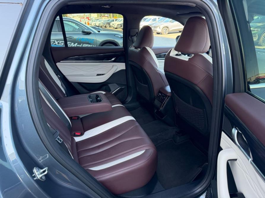Geely Monjaro I Москва  - изображение 29