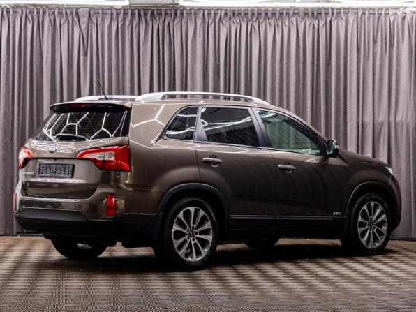 Kia Sorento II Рестайлинг с пробегом 2013 года, цена 1 795 000 рублей, 167000 км, внедорожник, Автокод Объявления