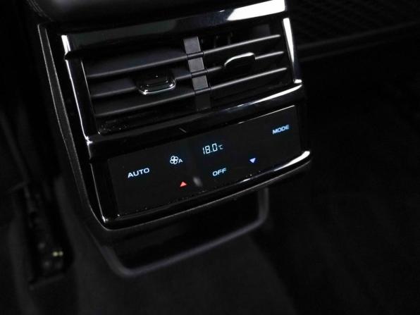 Geely Monjaro I с пробегом 2023 года, цена 3 149 650 рублей, 40904 км, внедорожник, Автокод Объявления