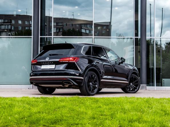 Volkswagen Touareg III с пробегом 2018 года, цена 4 680 000 рублей, 110354 км, внедорожник, Автокод Объявления