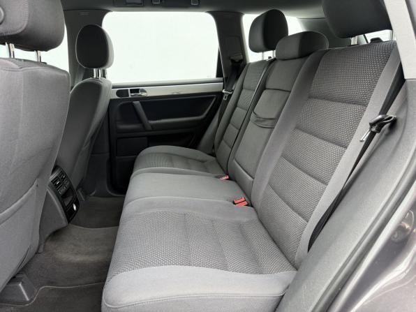 Volkswagen Touareg I Рестайлинг с пробегом 2009 года, цена 1 200 000 рублей, 181831 км, внедорожник, Автокод Объявления