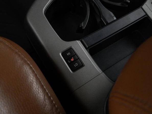 Toyota Sequoia II с пробегом 2012 года, цена 3 946 900 рублей, 160934 км, внедорожник, Автокод Объявления