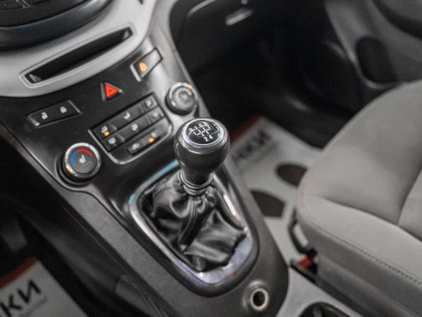 Chevrolet Orlando I с пробегом 2013 года, цена 849 000 рублей, 137503 км, компактвэн, Автокод Объявления