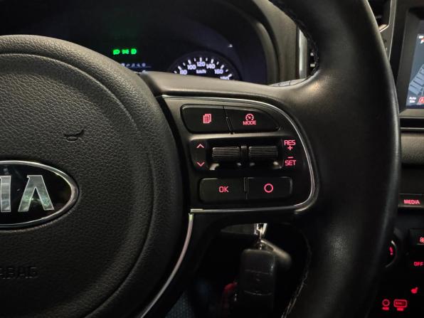 Kia Sportage IV с пробегом 2017 года, цена 1 799 000 рублей, 102000 км, внедорожник, Автокод Объявления