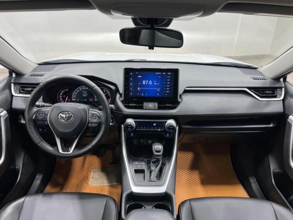 Toyota RAV4 V (XA50) с пробегом 2021 года, цена 2 840 000 рублей, 39840 км, внедорожник, Автокод Объявления