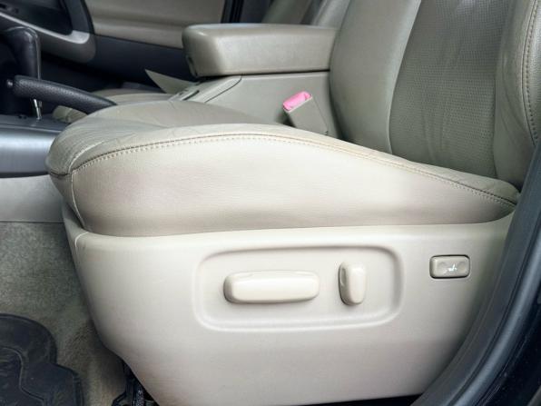 Toyota RAV4 III (XA30) с пробегом 2007 года, цена 1 229 000 рублей, 268097 км, внедорожник, Автокод Объявления