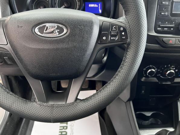 Lada (ВАЗ) XRAY I с пробегом 2018 года, цена 805 000 рублей, 83853 км, хэтчбек, Автокод Объявления