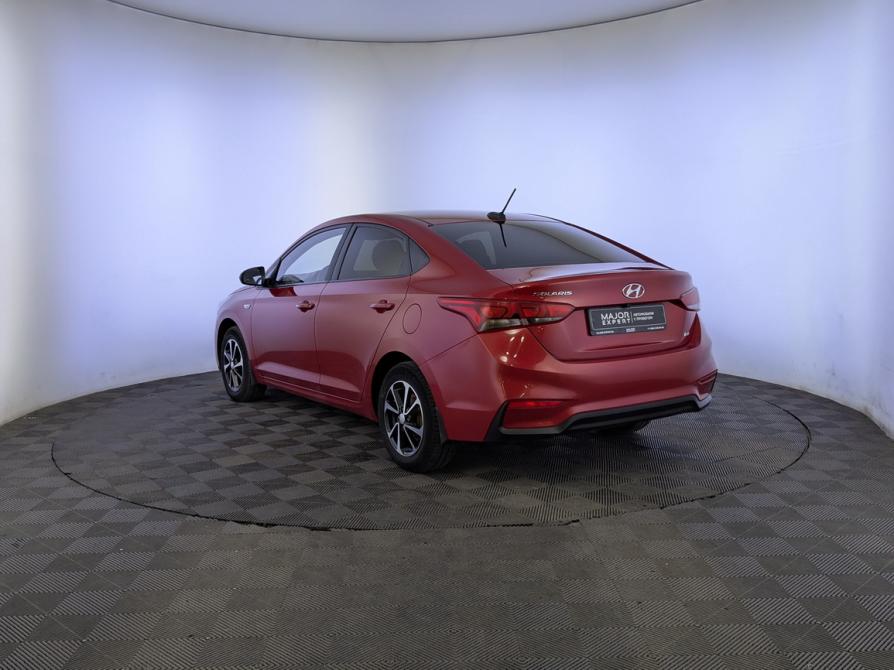 Hyundai Solaris II Москва  - изображение 7