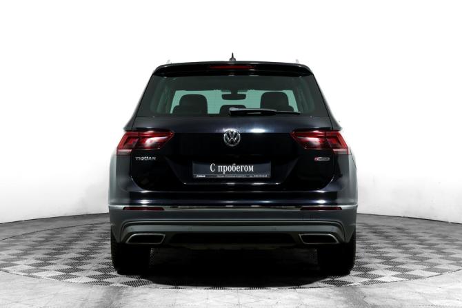 Volkswagen Tiguan II с пробегом 2018 года, цена 2 730 000 рублей, 134690 км, внедорожник, Автокод Объявления