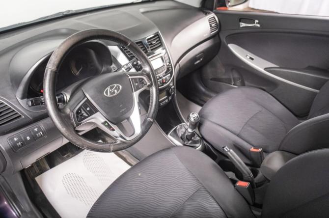 Hyundai Solaris I с пробегом 2011 года, цена 779 000 рублей, 206000 км, седан, Автокод Объявления