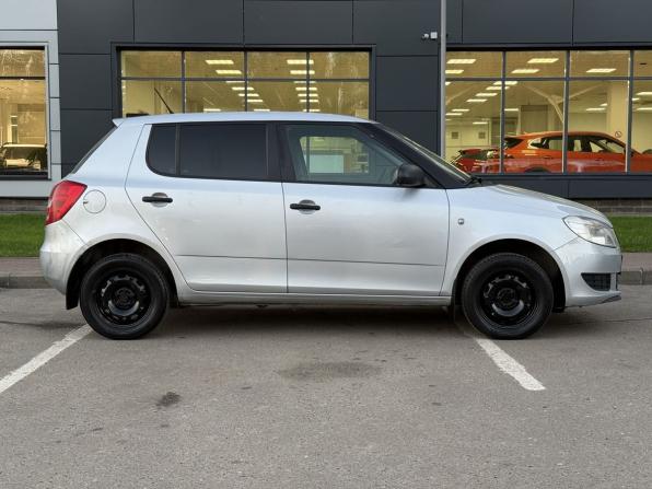 Skoda Fabia II Рестайлинг с пробегом 2012 года, цена 390 000 рублей, 224948 км, хэтчбек, Автокод Объявления