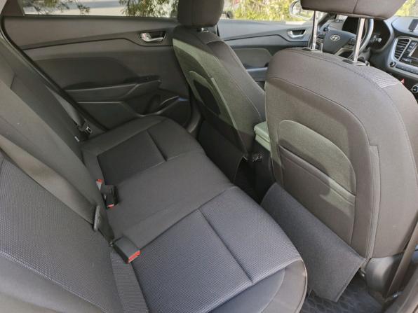 Hyundai Solaris II с пробегом 2019 года, цена 1 230 000 рублей, 182180 км, седан, Автокод Объявления