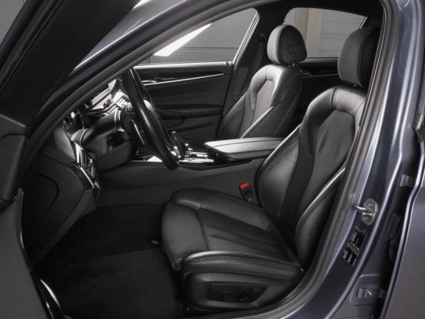 BMW 5 серии VII (G30/G31/G38) с пробегом 2018 года, цена 3 745 000 рублей, 96389 км, седан, Автокод Объявления