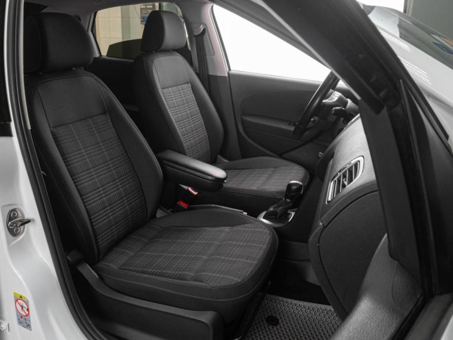 Volkswagen Polo V Рестайлинг Тюмень  - изображение 8
