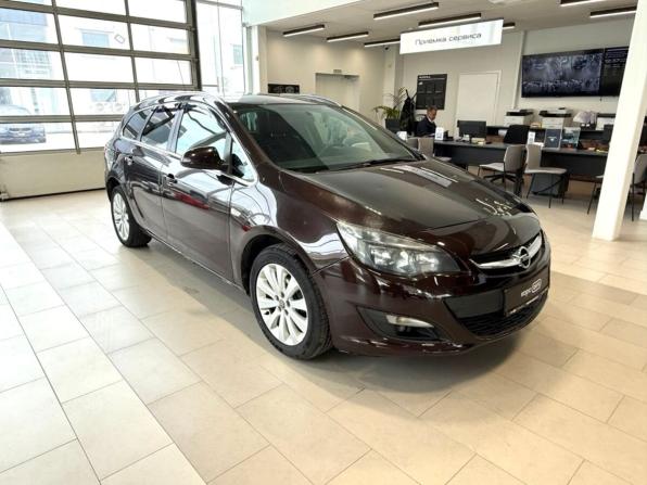 Opel Astra J Рестайлинг с пробегом 2014 года, цена 878 000 рублей, 143960 км, универсал, Автокод Объявления
