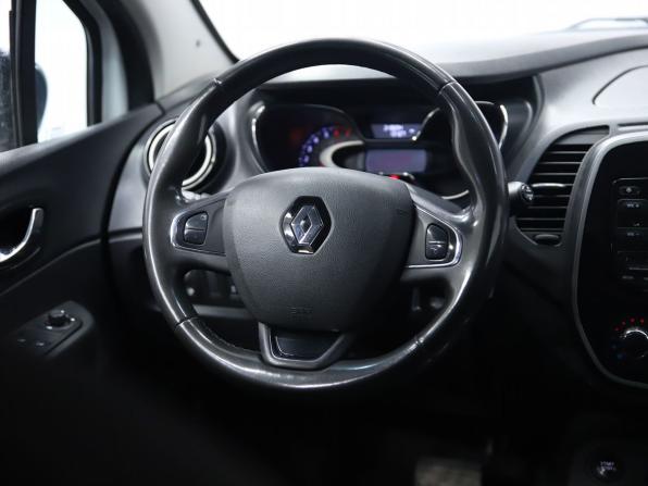 Renault Kaptur I с пробегом 2017 года, цена 990 000 рублей, 319694 км, внедорожник, Автокод Объявления