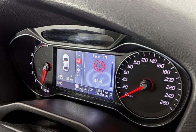 Ford Mondeo IV Рестайлинг с пробегом 2010 года, цена 820 000 рублей, 176250 км, седан, Автокод Объявления