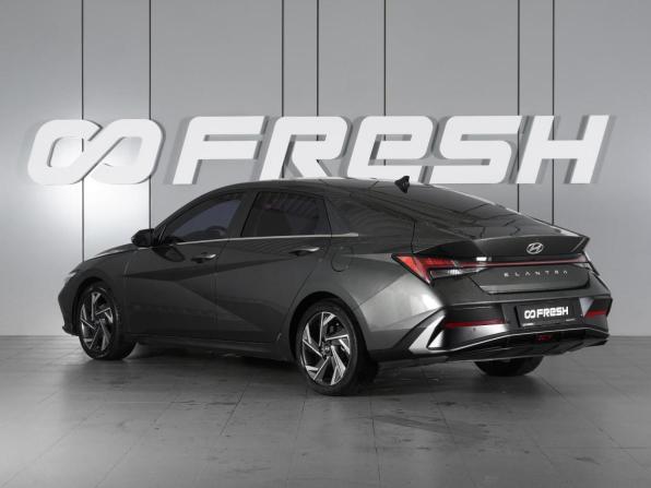 Hyundai Elantra VII (CN7) Рестайлинг с пробегом 2024 года, цена 2 129 000 рублей, 41509 км, седан, Автокод Объявления