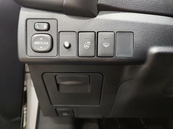 Toyota Corolla XI (E160 E170 E180) Рестайлинг 1 с пробегом 2018 года, цена 1 717 200 рублей, 126325 км, седан, Автокод Объявления