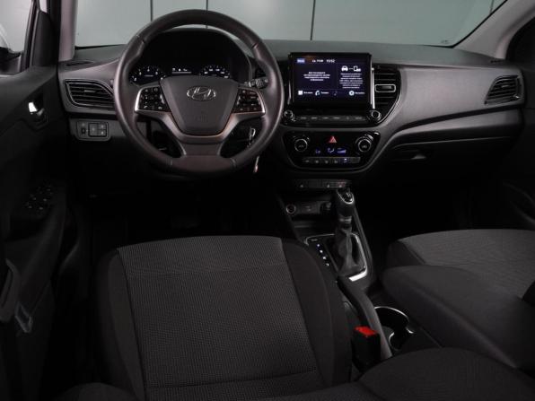 Hyundai Solaris II Рестайлинг с пробегом 2020 года, цена 1 545 000 рублей, 38655 км, седан, Автокод Объявления