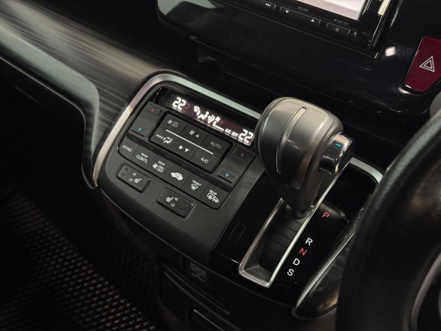 Honda Stepwgn V Набережные Челны  - изображение 21