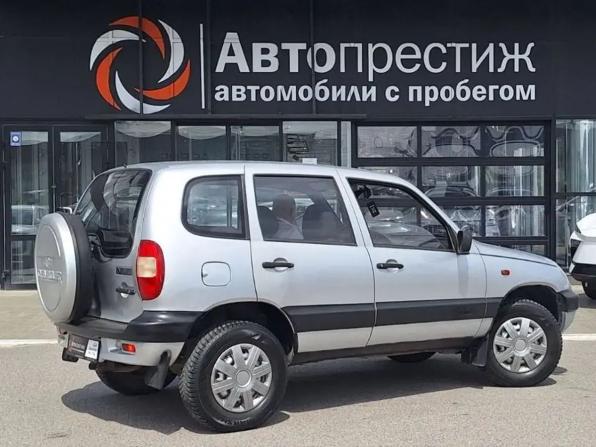 Chevrolet Niva I с пробегом 2006 года, цена 380 000 рублей, 196152 км, внедорожник, Автокод Объявления