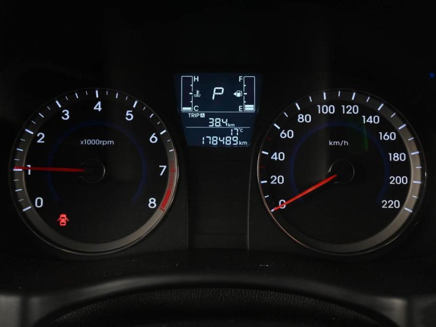 Hyundai Solaris I Рестайлинг Ростов-на-Дону  - изображение 15