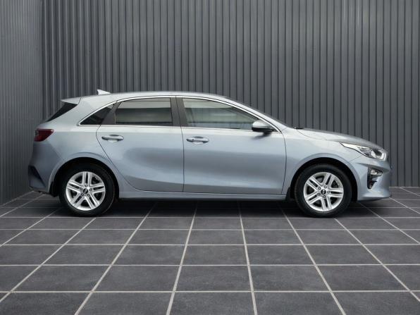 Kia Ceed III с пробегом 2019 года, цена 1 687 000 рублей, 122075 км, хэтчбек, Автокод Объявления