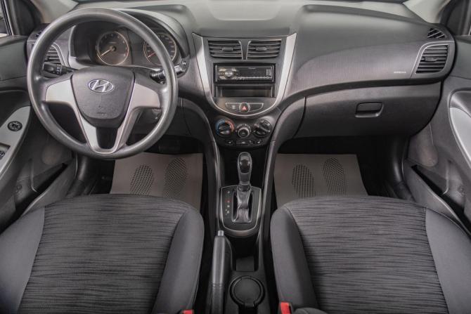 Hyundai Solaris I Рестайлинг с пробегом 2014 года, цена 859 000 рублей, 156000 км, седан, Автокод Объявления
