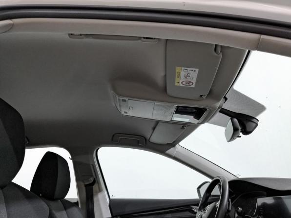Skoda Octavia IV (A8) с пробегом 2021 года, цена 2 370 000 рублей, 75847 км, лифтбек, Автокод Объявления