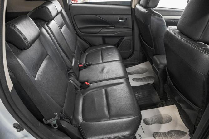 Mitsubishi Outlander III с пробегом 2013 года, цена 1 649 000 рублей, 210000 км, внедорожник, Автокод Объявления