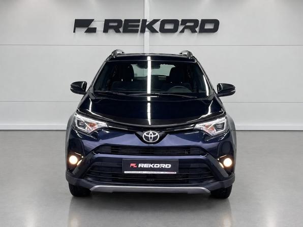 Toyota RAV4 IV (XA40) Рестайлинг с пробегом 2018 года, цена 2 499 000 рублей, 95524 км, внедорожник, Автокод Объявления