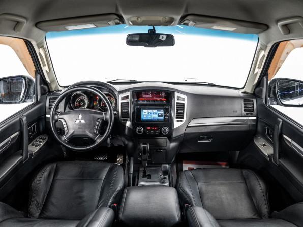 Mitsubishi Pajero IV Рестайлинг 2 с пробегом 2014 года, цена 2 670 000 рублей, 183965 км, внедорожник, Автокод Объявления