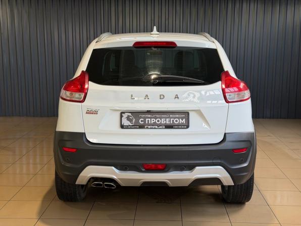 Lada (ВАЗ) XRAY I с пробегом 2018 года, цена 889 900 рублей, 112000 км, хэтчбек, Автокод Объявления