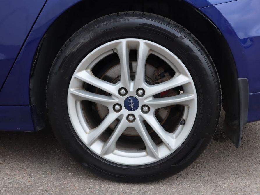 Ford Mondeo V Москва  - изображение 8