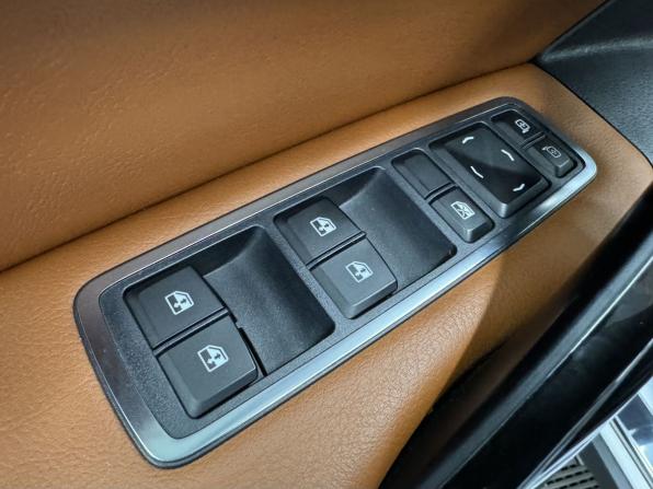 Lada (ВАЗ) Vesta I Рестайлинг (NG) с пробегом 2024 года, цена 1 570 000 рублей, 26430 км, универсал, Автокод Объявления
