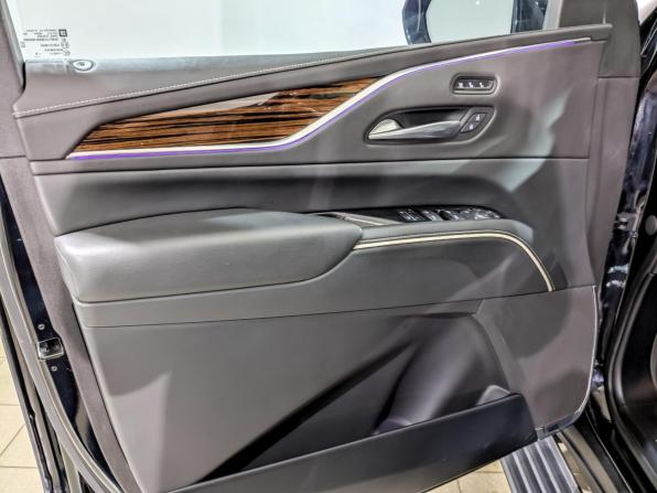 Cadillac Escalade V с пробегом 2022 года, цена 11 500 000 рублей, 56382 км, внедорожник, Автокод Объявления