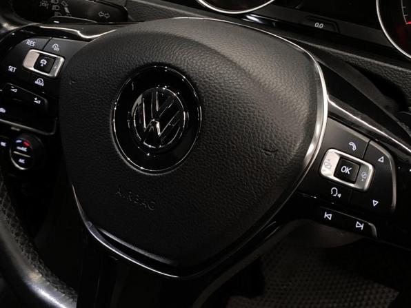 Volkswagen Golf VII с пробегом 2013 года, цена 1 250 000 рублей, 90000 км, хэтчбек, Автокод Объявления