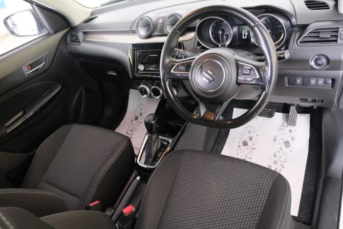 Suzuki Swift V с пробегом 2018 года, цена 1 199 000 рублей, 122000 км, хэтчбек, Автокод Объявления
