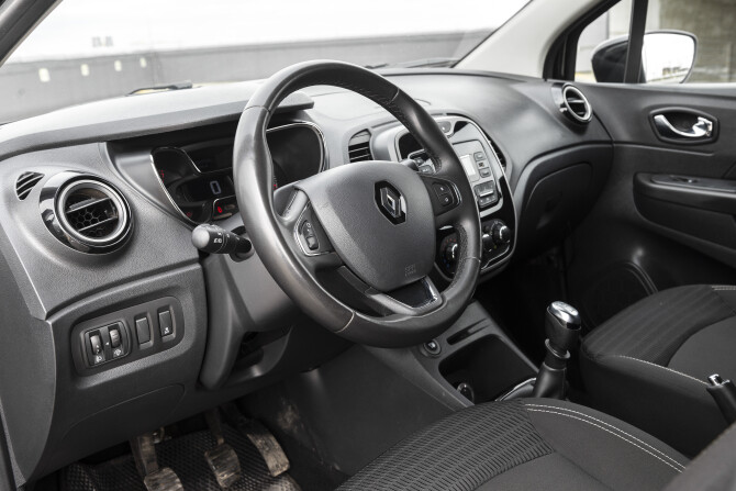 Renault Kaptur I с пробегом 2018 года, цена 1 550 000 рублей, 105000 км, внедорожник, Автокод Объявления