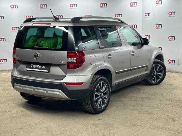 Skoda Yeti I Рестайлинг с пробегом 2017 года, цена 1 099 000 рублей, 209000 км, внедорожник, Автокод Объявления