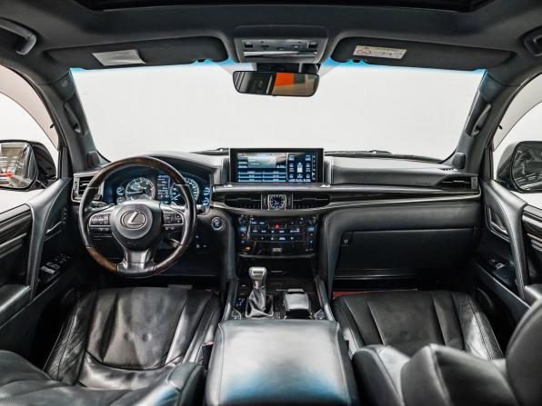 Lexus LX III Рестайлинг 2 с пробегом 2016 года, цена 6 360 000 рублей, 171000 км, внедорожник, Автокод Объявления