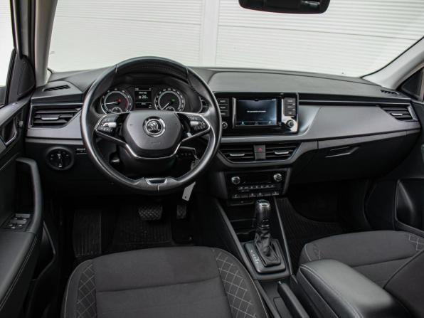 Skoda Rapid II с пробегом 2021 года, цена 1 750 000 рублей, 61261 км, лифтбек, Автокод Объявления
