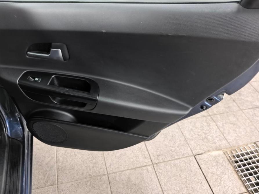 Kia Ceed I Рестайлинг Санкт-Петербург  - изображение 17