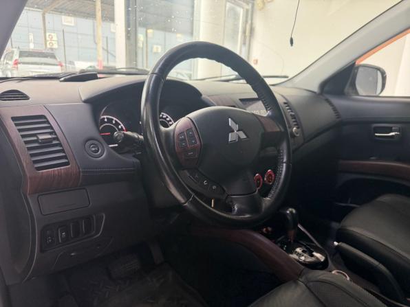 Mitsubishi Outlander II Рестайлинг с пробегом 2012 года, цена 1 190 000 рублей, 200863 км, внедорожник, Автокод Объявления
