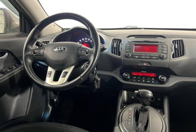 Kia Sportage III с пробегом 2013 года, цена 1 300 000 рублей, 201882 км, внедорожник, Автокод Объявления