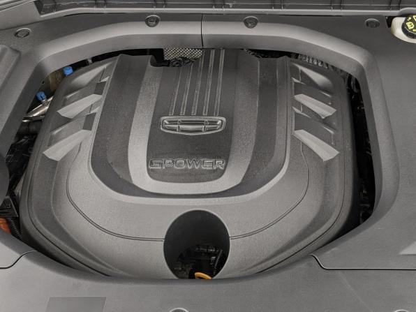 Geely Atlas Pro с пробегом 2024 года, цена 2 350 000 рублей, 5934 км, внедорожник, Автокод Объявления