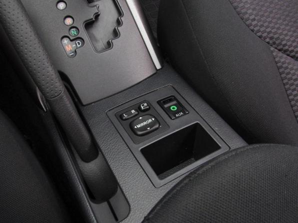 Toyota RAV4 III (XA30) Рестайлинг с пробегом 2011 года, цена 1 619 000 рублей, 95861 км, внедорожник, Автокод Объявления